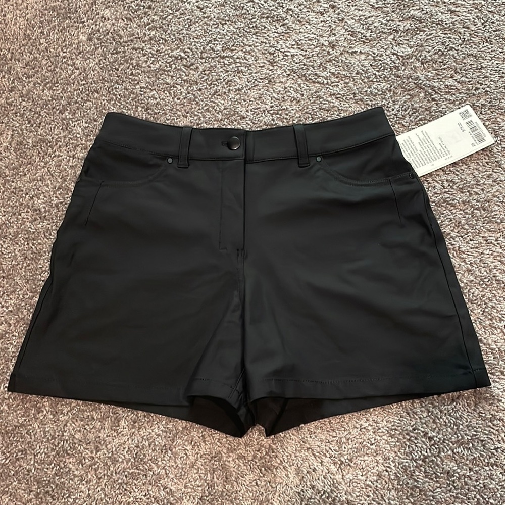 NWT Lululemon Black HR City Sleek Shorts 4inch
